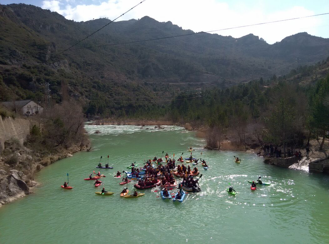 rafting y kayak en murillo de gallego