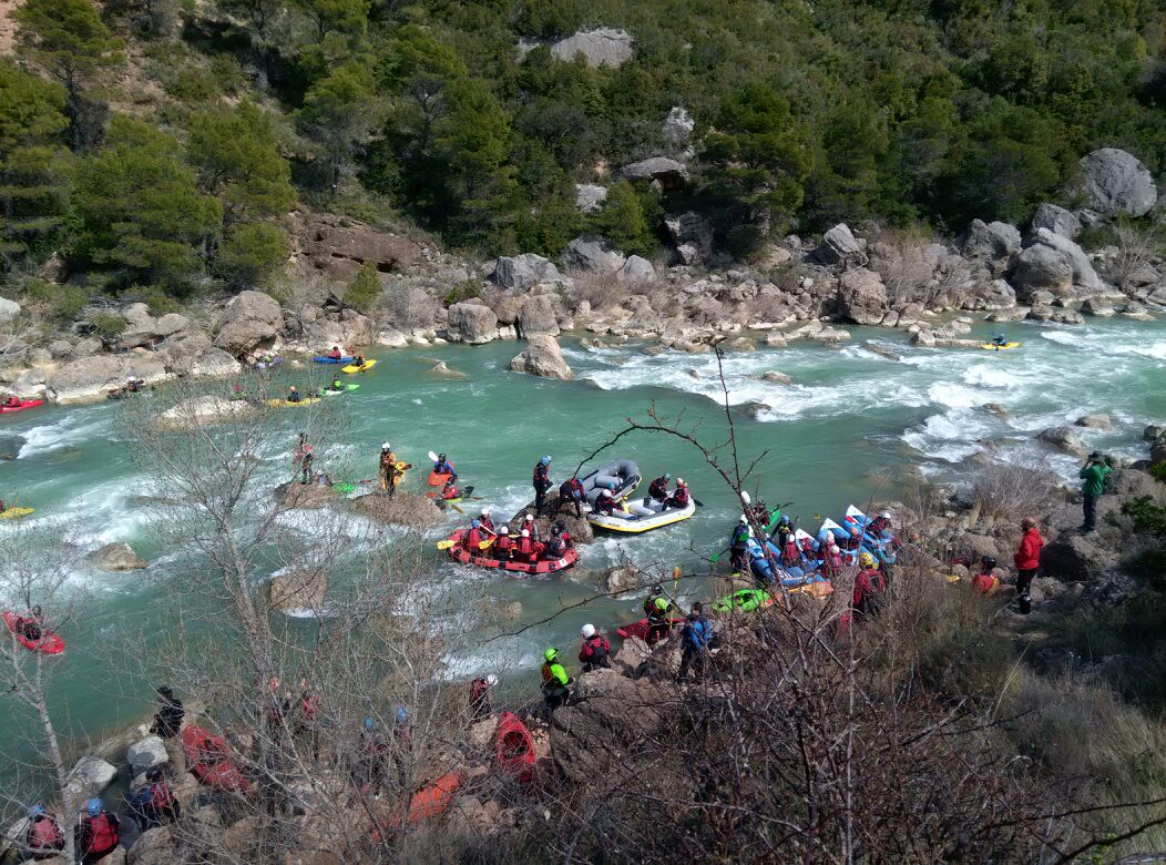 rafting y kayak, deportes de aventura