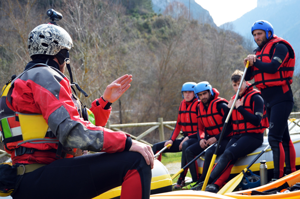 centro de rafting itinerante