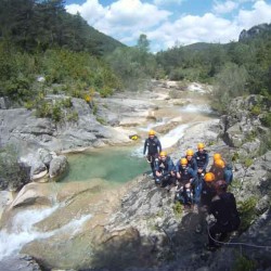 Array
(
    [id] => 1008
    [id_producto] => 25
    [imagen] => 1008_descenso-de-canones-pirineos-.jpg
    [orden] => 3
)
