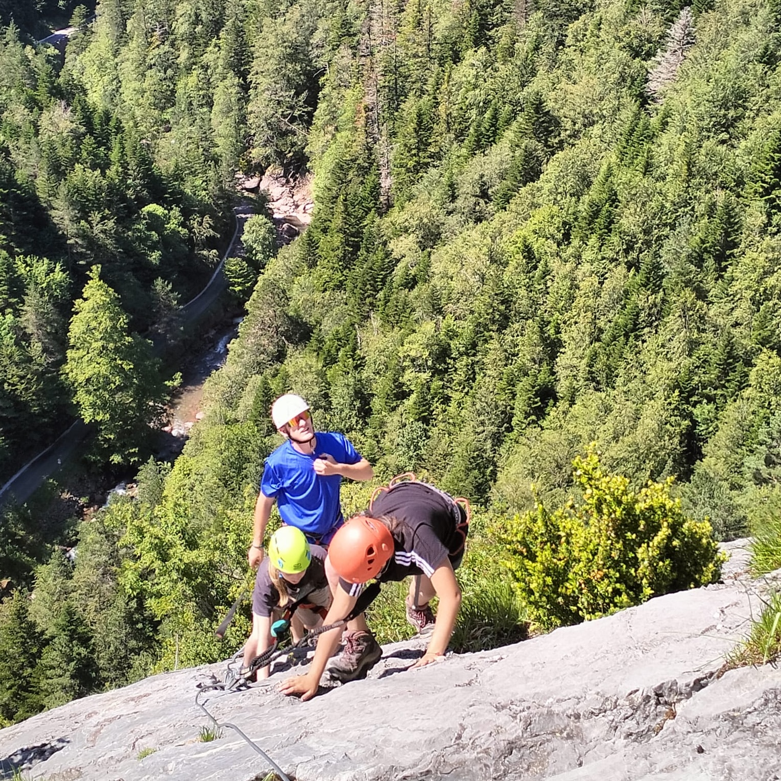 Array
(
    [id] => 2634
    [id_producto] => 218
    [imagen] => 218-2634-comprargruposfamiliasactividades-para-familiasvia-ferrata-para-familias.jpeg
    [orden] => 1
)
