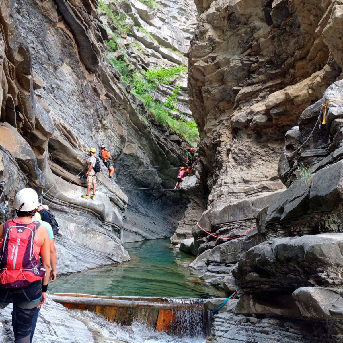 Array
(
    [id] => 2597
    [id_producto] => 448
    [imagen] => 448-2597-compraractividadesmultiaventuradoble-actividadcombinada-barranquismo-y-via-ferrata-en-ordesa.jpg
    [orden] => 0
)
