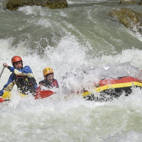 Array
(
    [id] => 2490
    [id_producto] => 5
    [imagen] => 5-2490-compraractividadesactividadesraftingrafting-murillo-de-gallego.jpeg
    [orden] => 2
)
